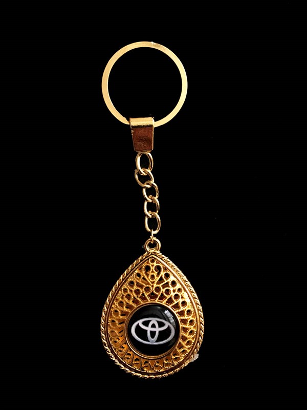 Altın Sarısı Telkari Tasarım Toyota Markalı Anahtarlık